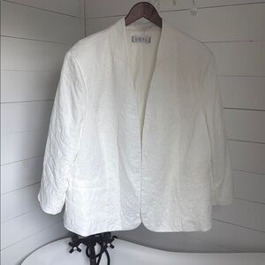 Kasper White Blazer Quilted Floral Open Front
